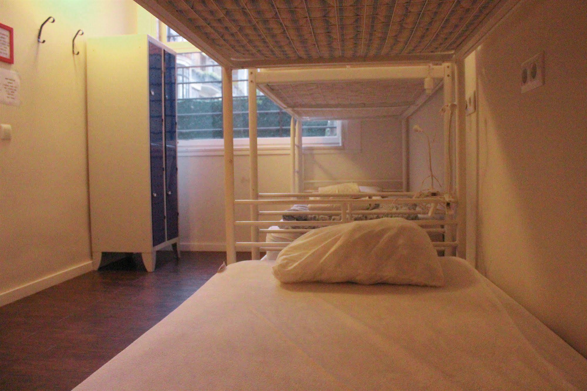 360 Hostel *